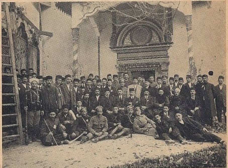 Görsel 4 Hansarayda Qurultay azaları