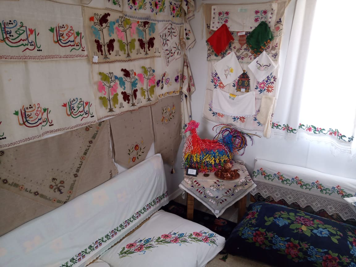 242373199 239855184754642 4032177117436688218 n